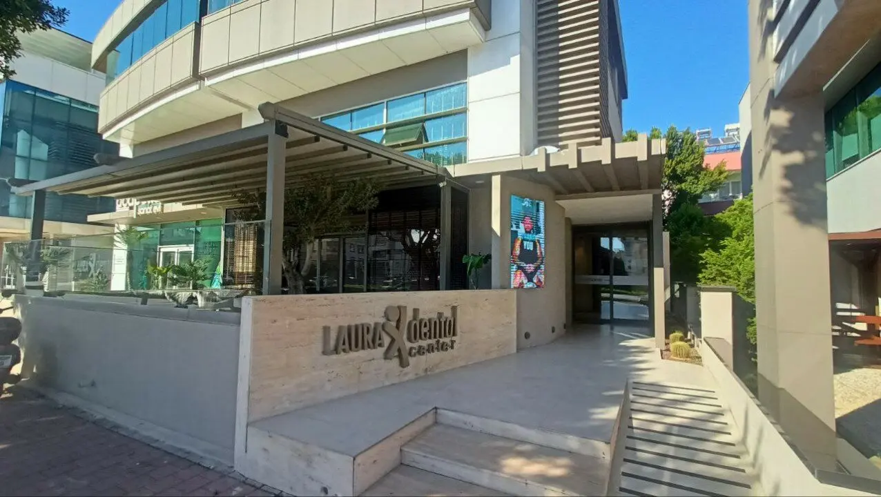 Laura Dental Center Turkey