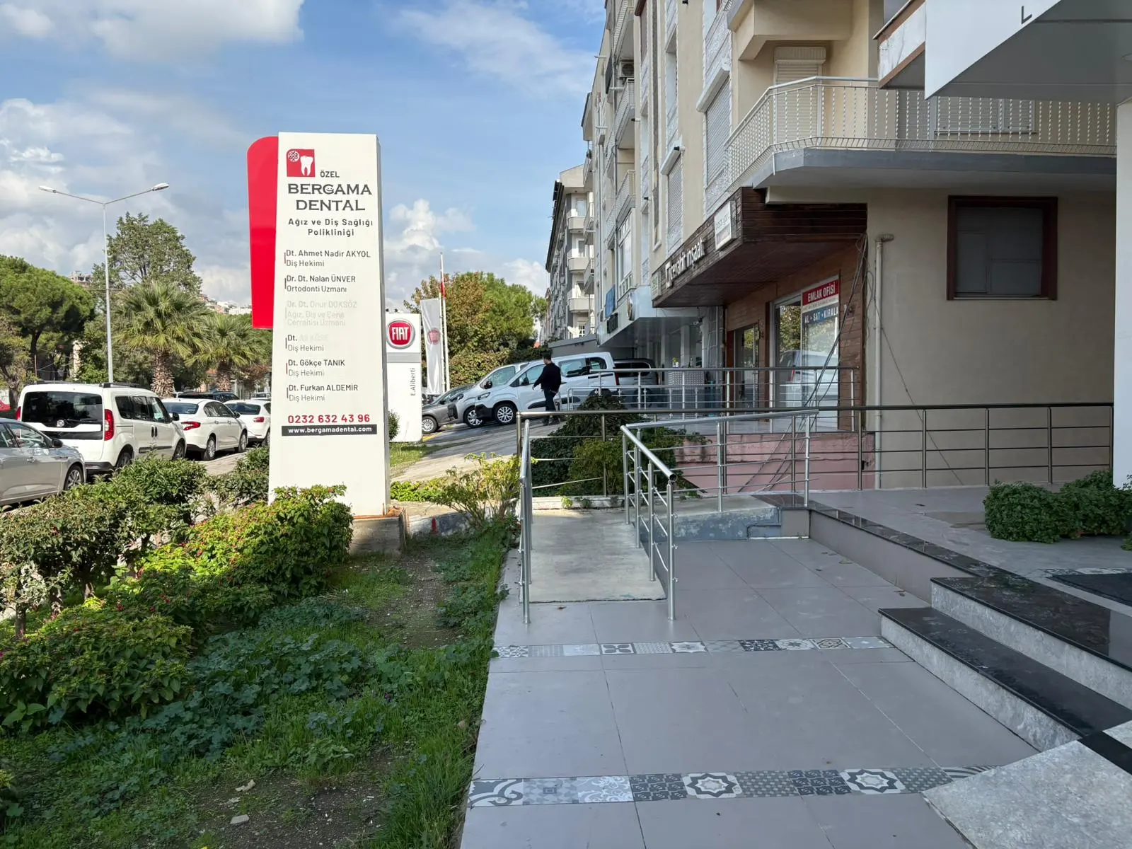 Özel Bergama Dental Ağız ve Diş Sağlığı Polikliniği