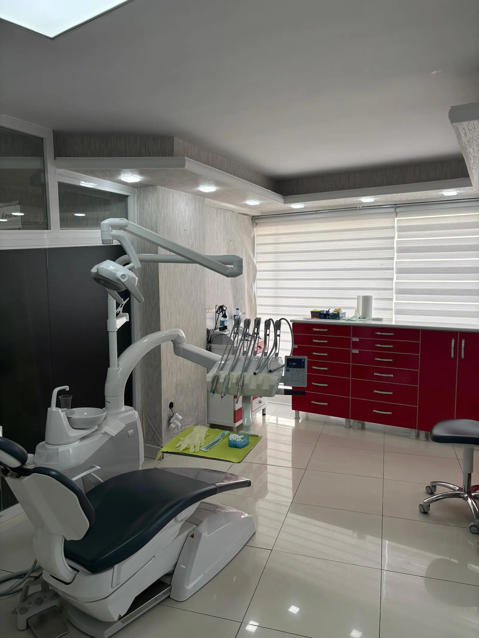 Oral and dental health clinic in a nutshell