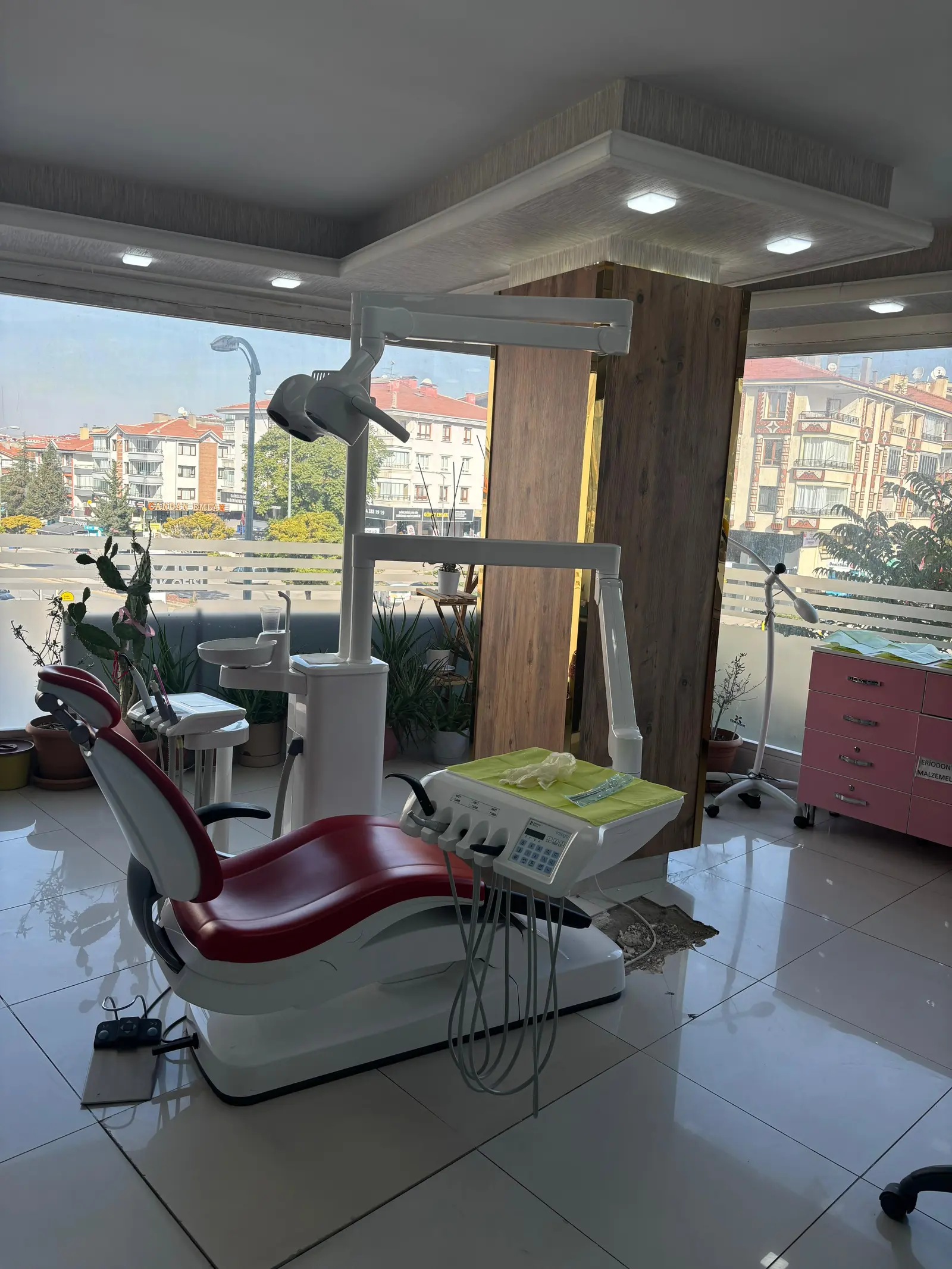 Oral and dental health clinic in a nutshell