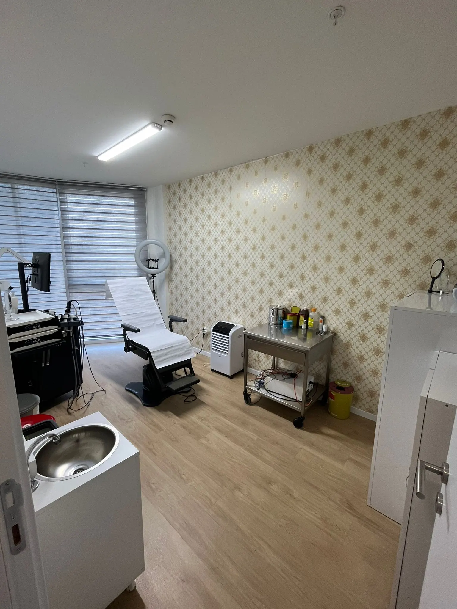 Doç. Dr. Can İlker Demir Muayenehanesi