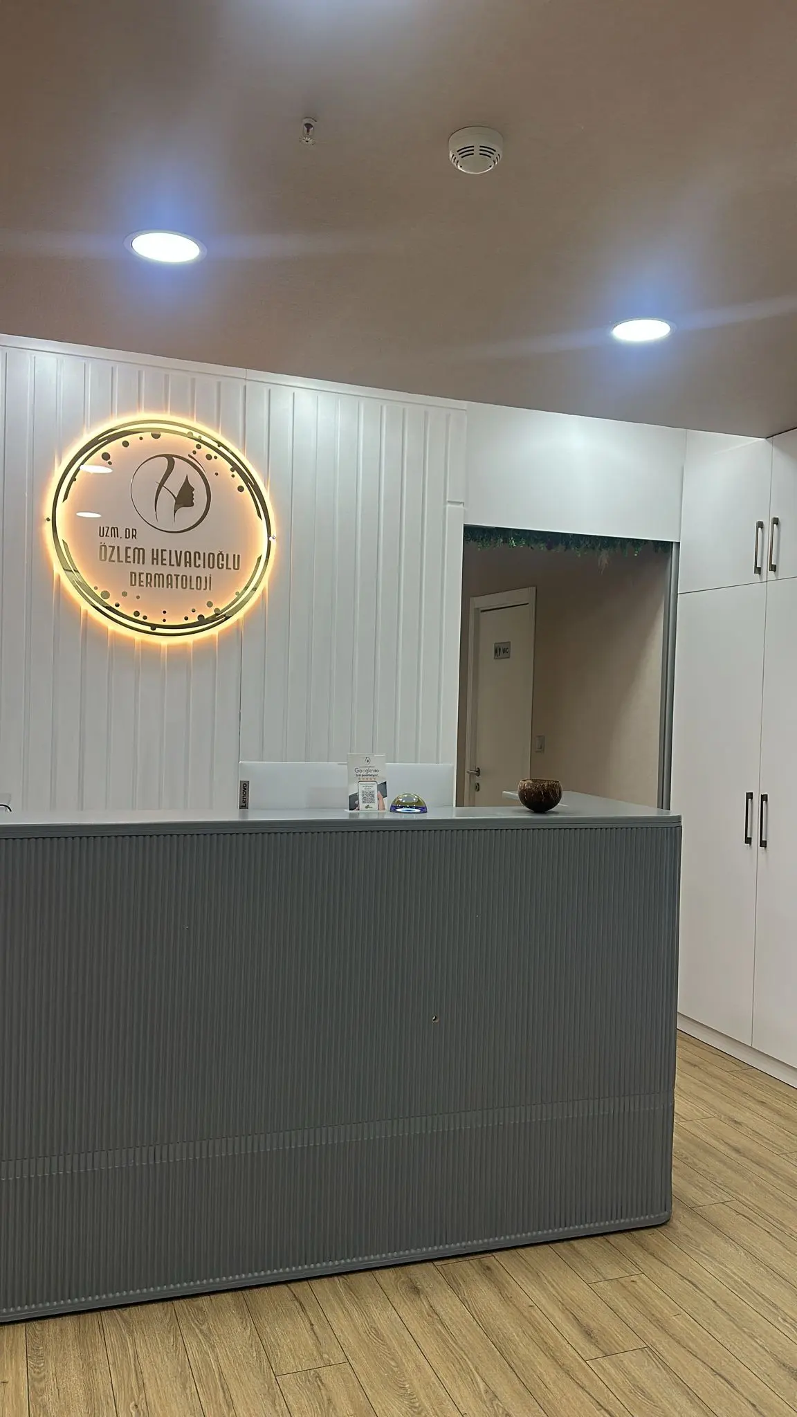 Dermatoloji Uzmanı Dr. Özlem Helvacıoğlu
