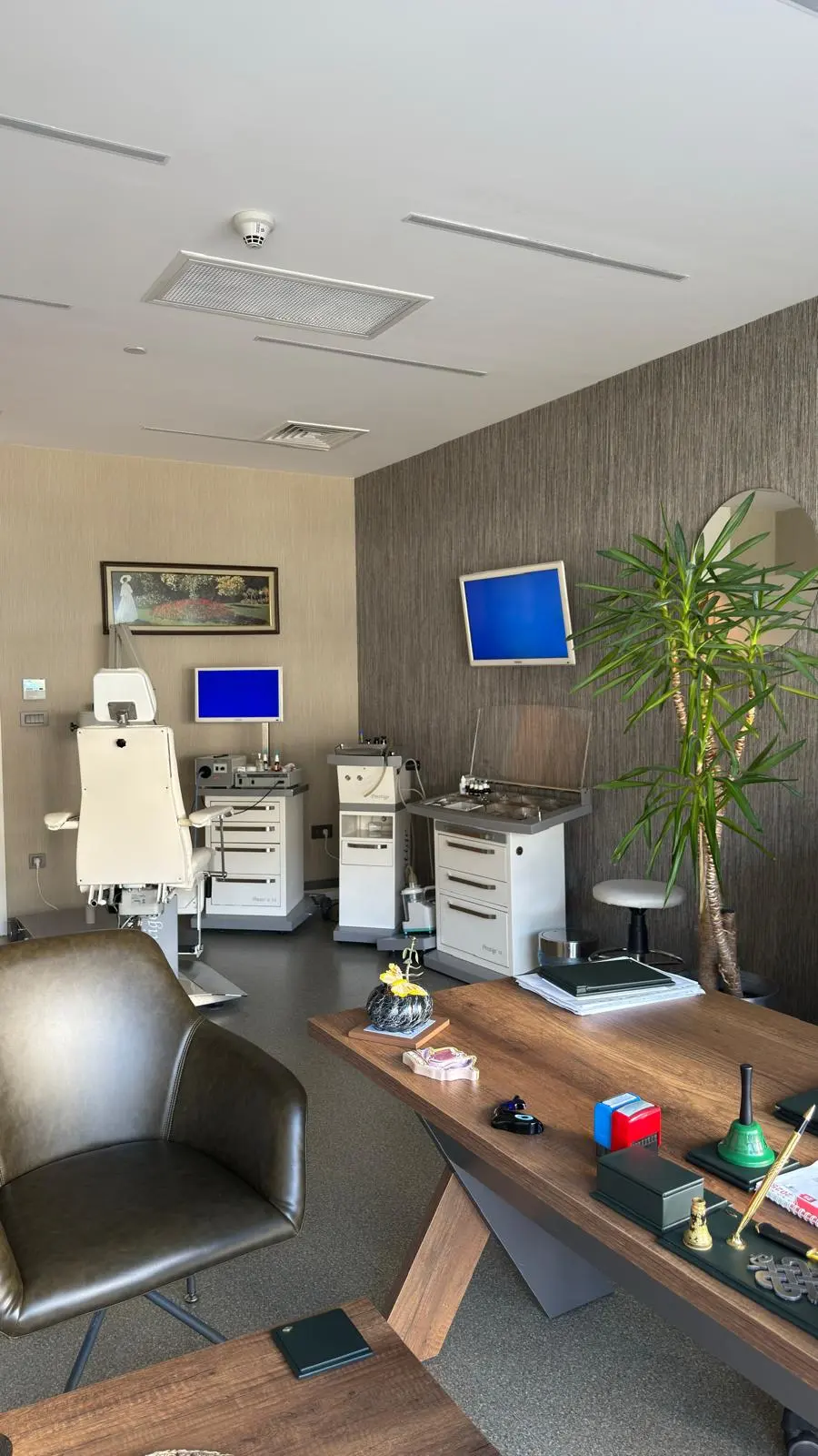 Op. Dr. Yusuf Şener