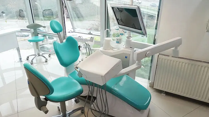 Özel Dentapolitan Ağız ve Diş Sağlığı Polikliniği