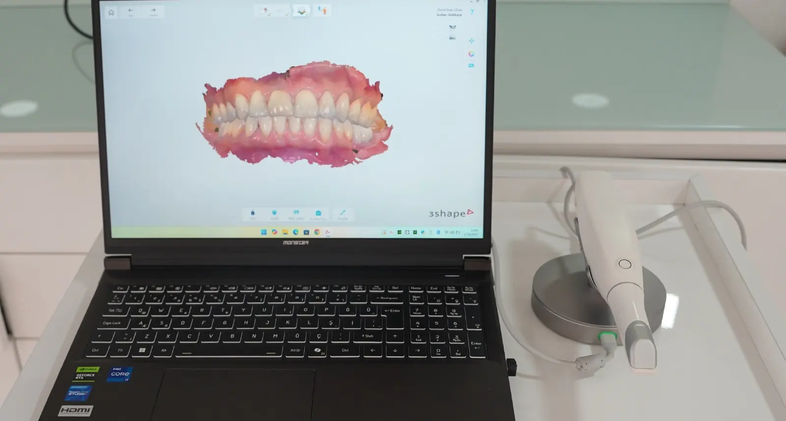 Özel Dent Glow Ağız ve Diş Sağlığı Polikliniği