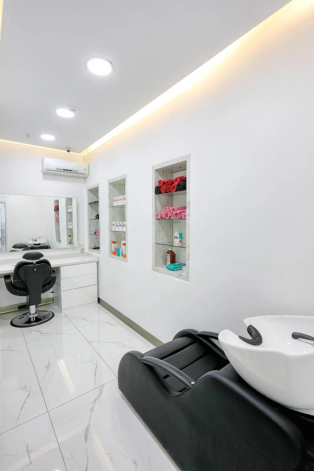 Clinichair Hair Transplant Center
