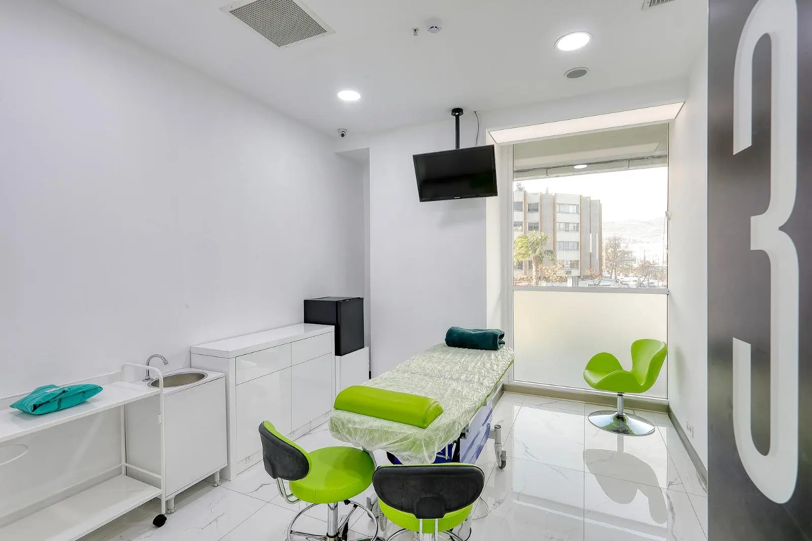 Clinichair Hair Transplant Center