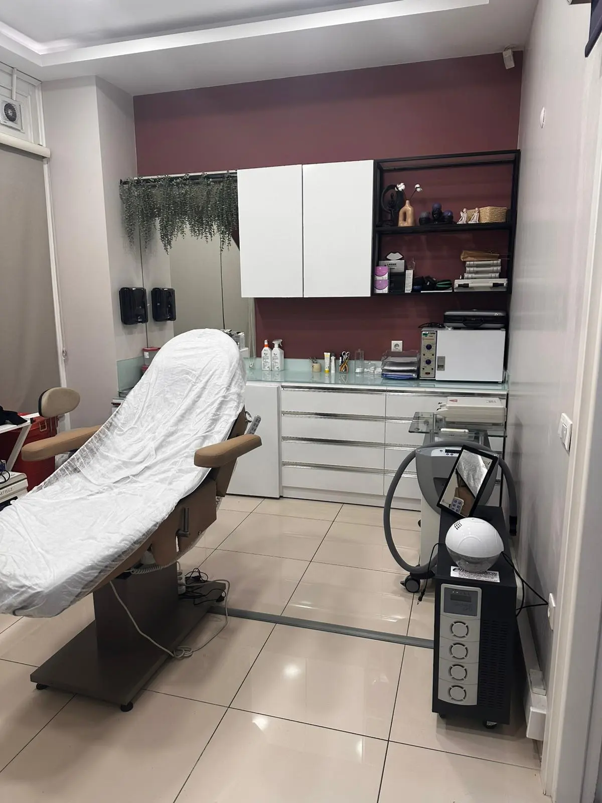 Op. Dr. İlsun Aka