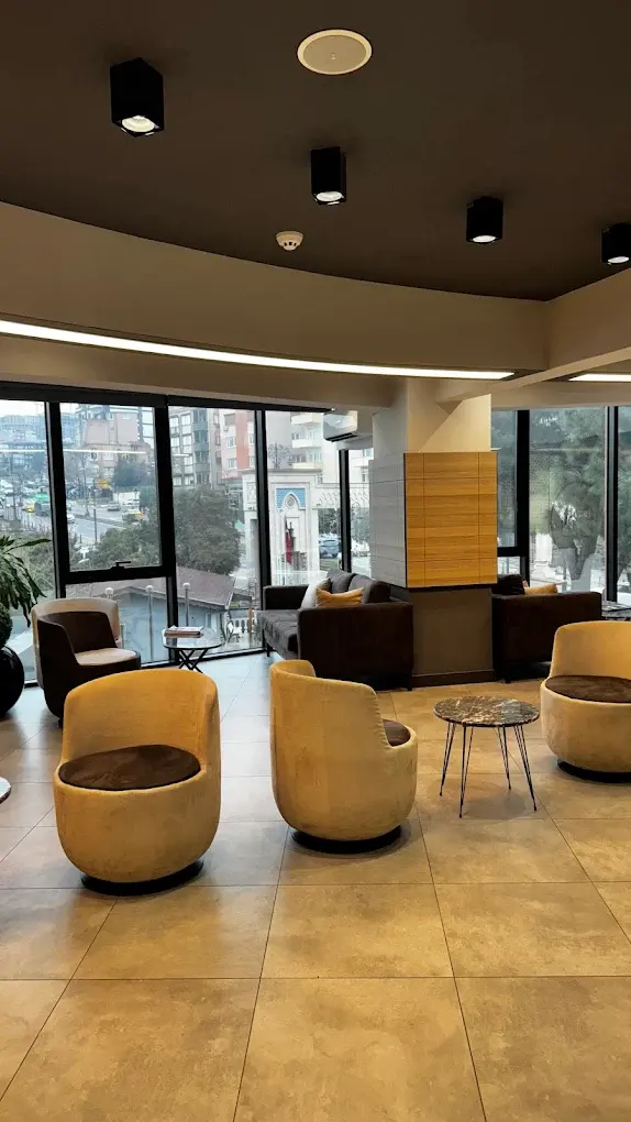 Oval Pendik Diş Kliniği