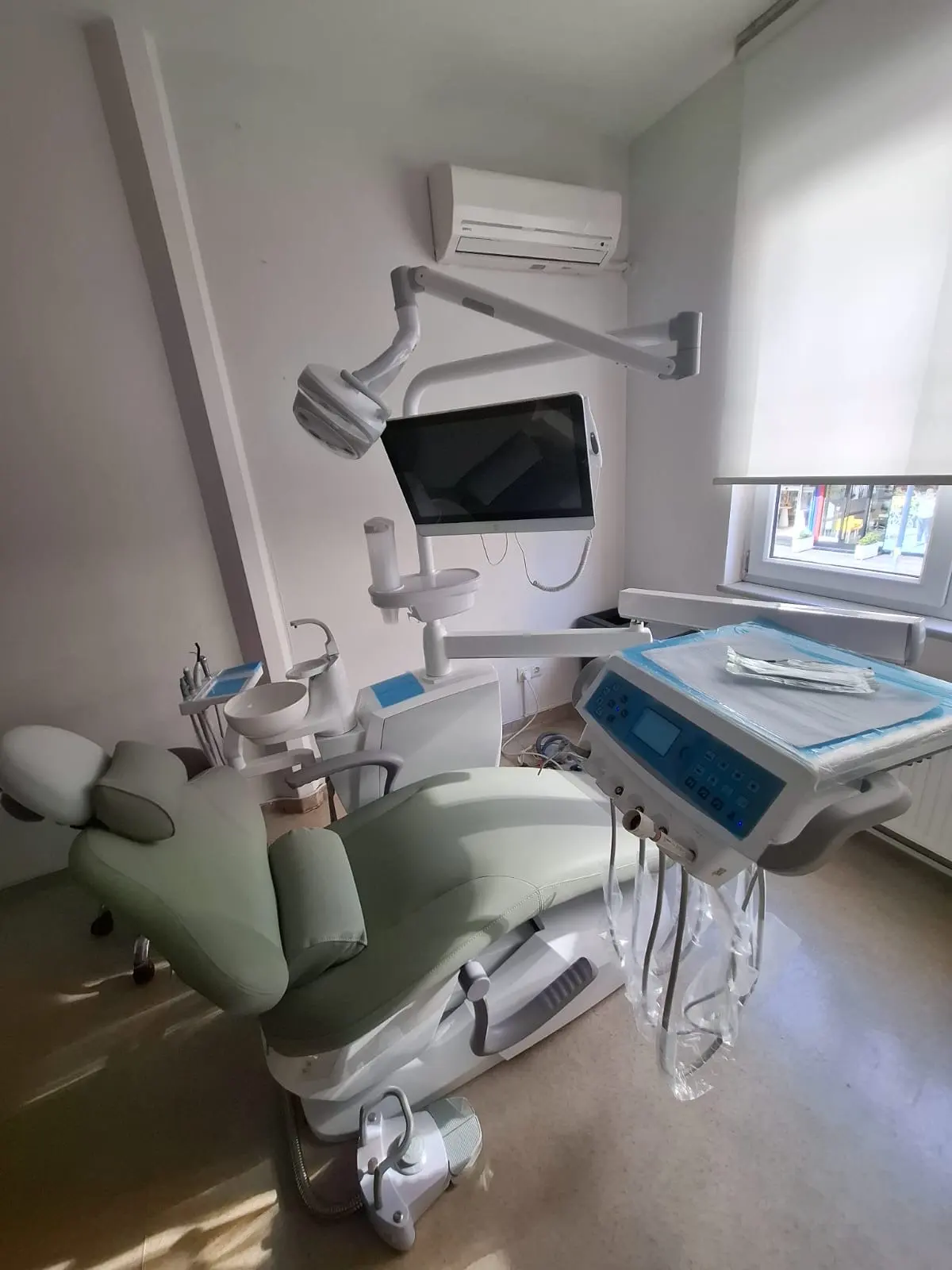 Özel Diş Dünyası Ağız ve Diş Sağlığı Polikliniği
