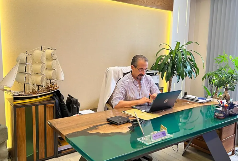 Prof. Dr. Ercan Gürses