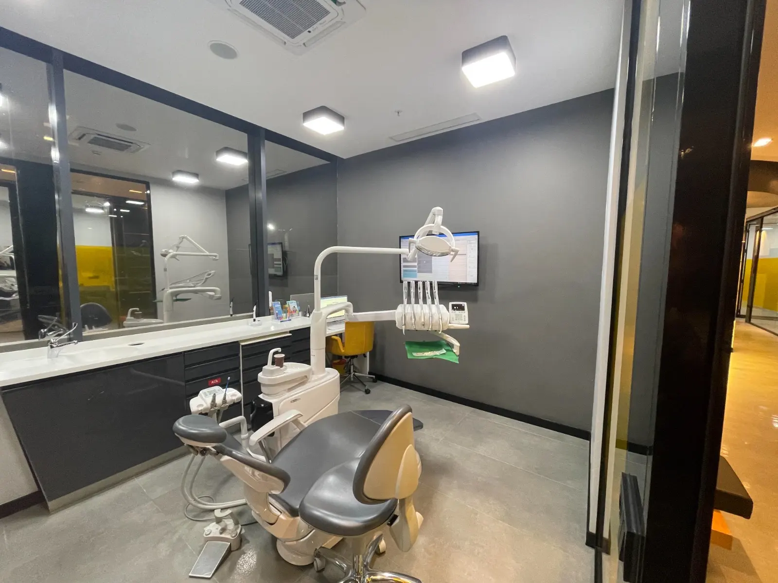 Özel Klinik A Bir Ağız ve Diş Sağlığı Polikliniği