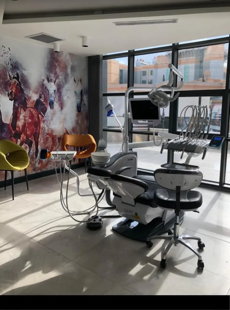 Mons Klinik Ağız ve Diş Sağlığı Polikliniği