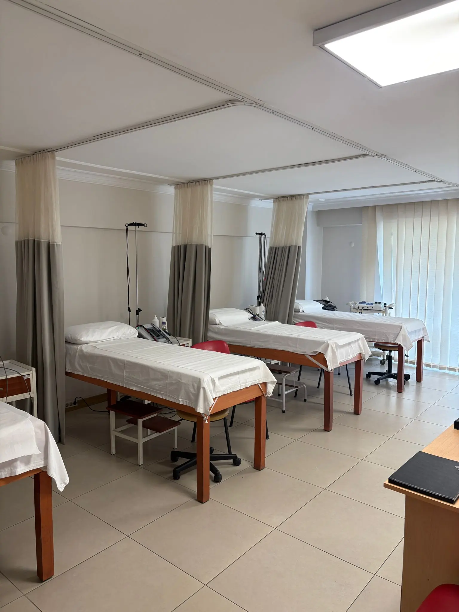 Özel Ayral Fizik Tedavi ve Rehabilitasyon Müessesesi