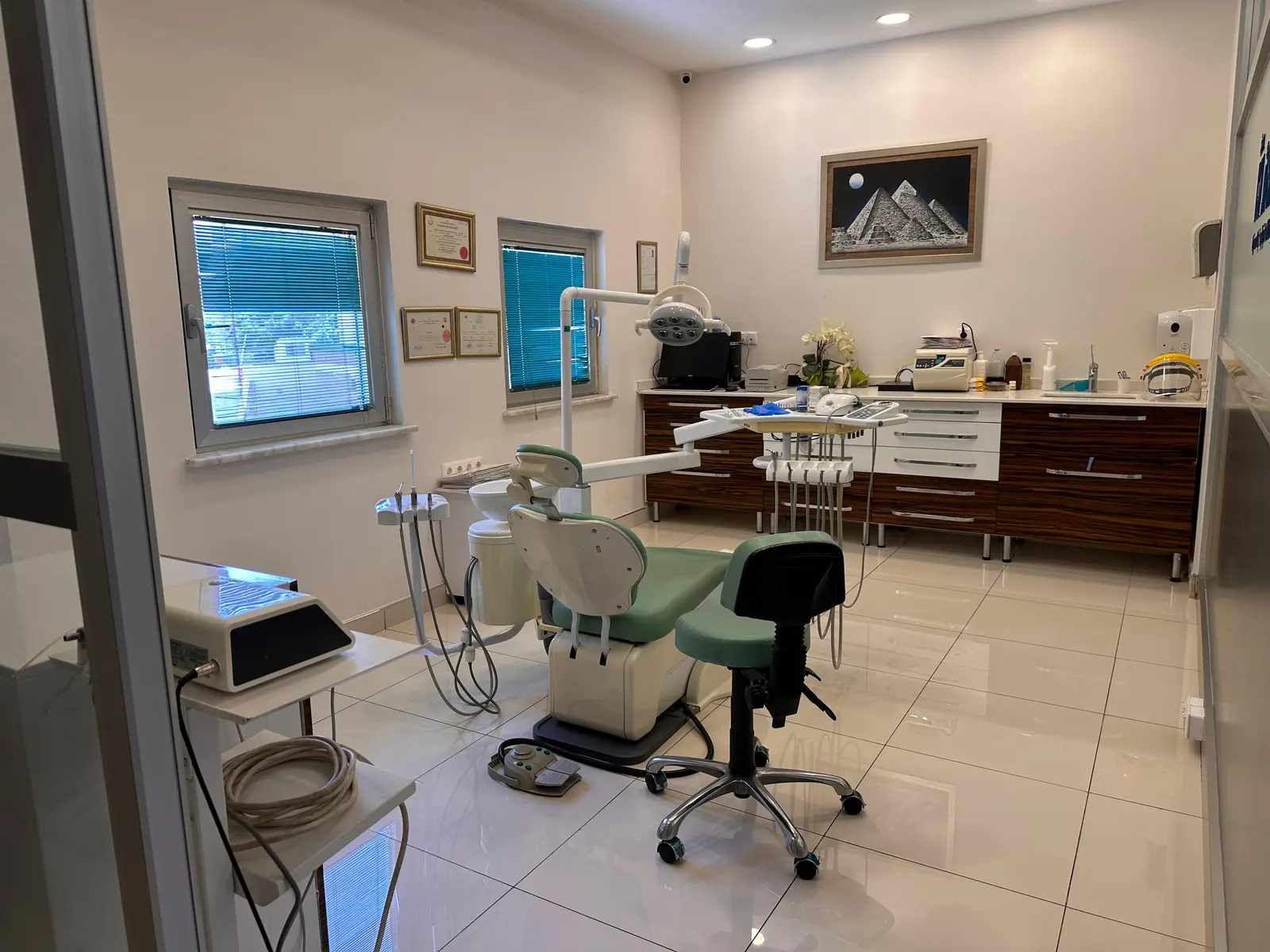 Özel Klinik 27 Ağız ve Diş Sağlığı Polikliniği