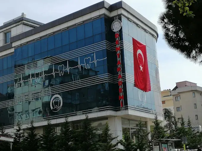 Özel Dentakademi Ağız ve Diş Sağlığı Merkezi