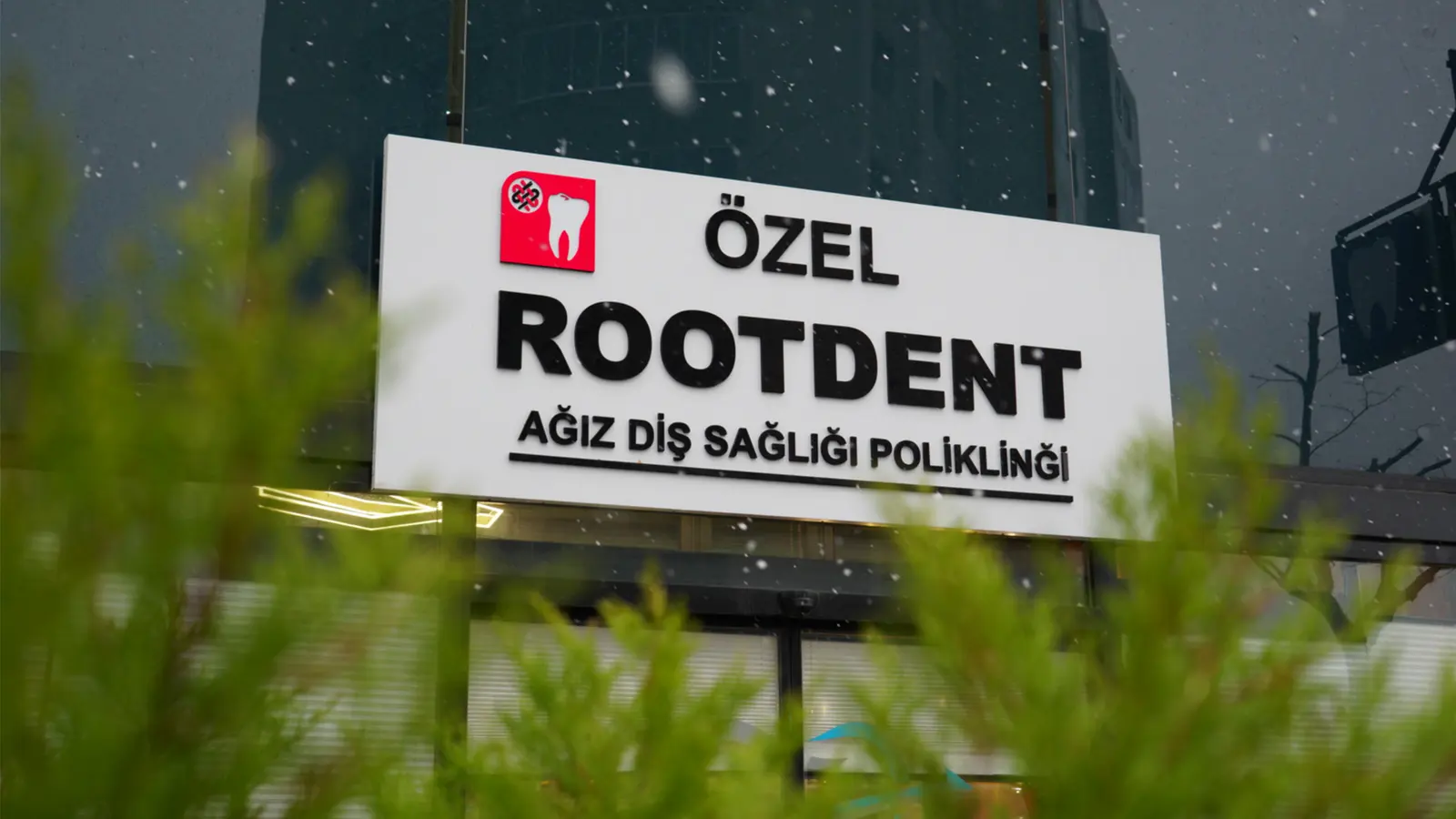 Özel Rootdent Ağız ve Diş Sağlığı Polikliniği