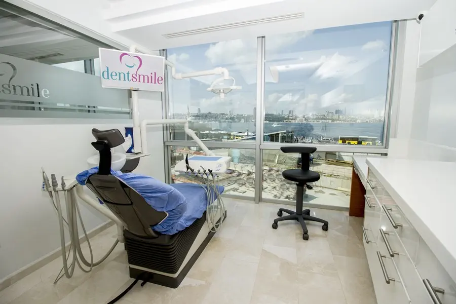 Özel Dentsmile Ağız ve Diş Sağlığı Polikliniği