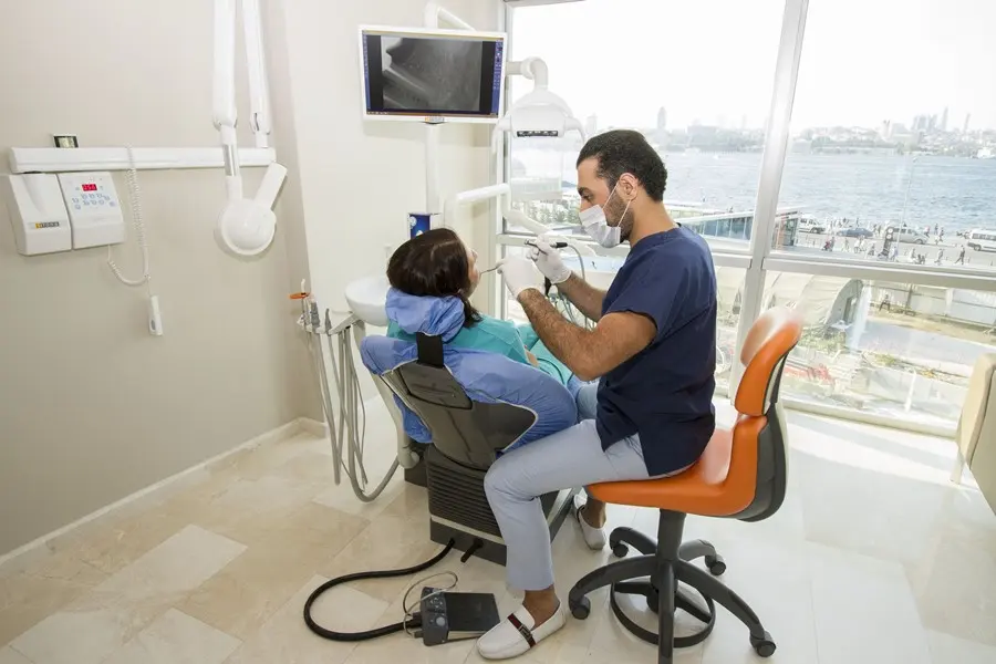 Özel Dentsmile Ağız ve Diş Sağlığı Polikliniği