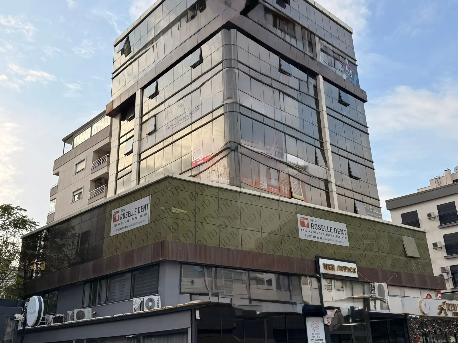 Özel Roselle Dent Ağız ve Diş Sağlığı Polikliniği