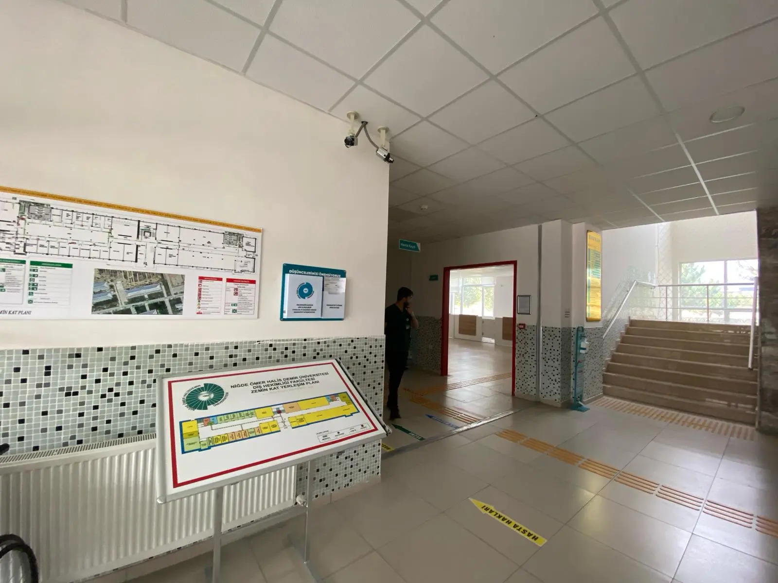 Niğde Ömer Halisdemir Üniversitesi Ağız ve Diş Sağlığı Merkezi
