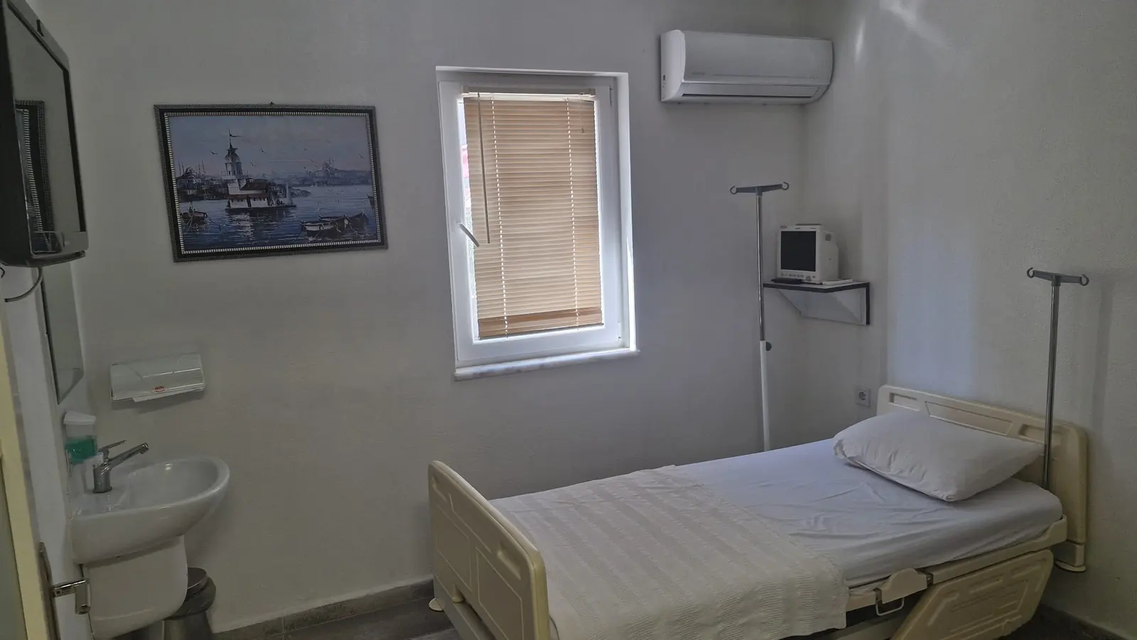 ÖZEL ATLAS POLİKLİNİĞİ
