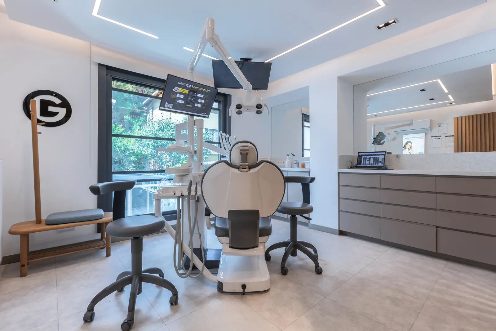 Dentgroup Koşuyolu Diş Kliniği