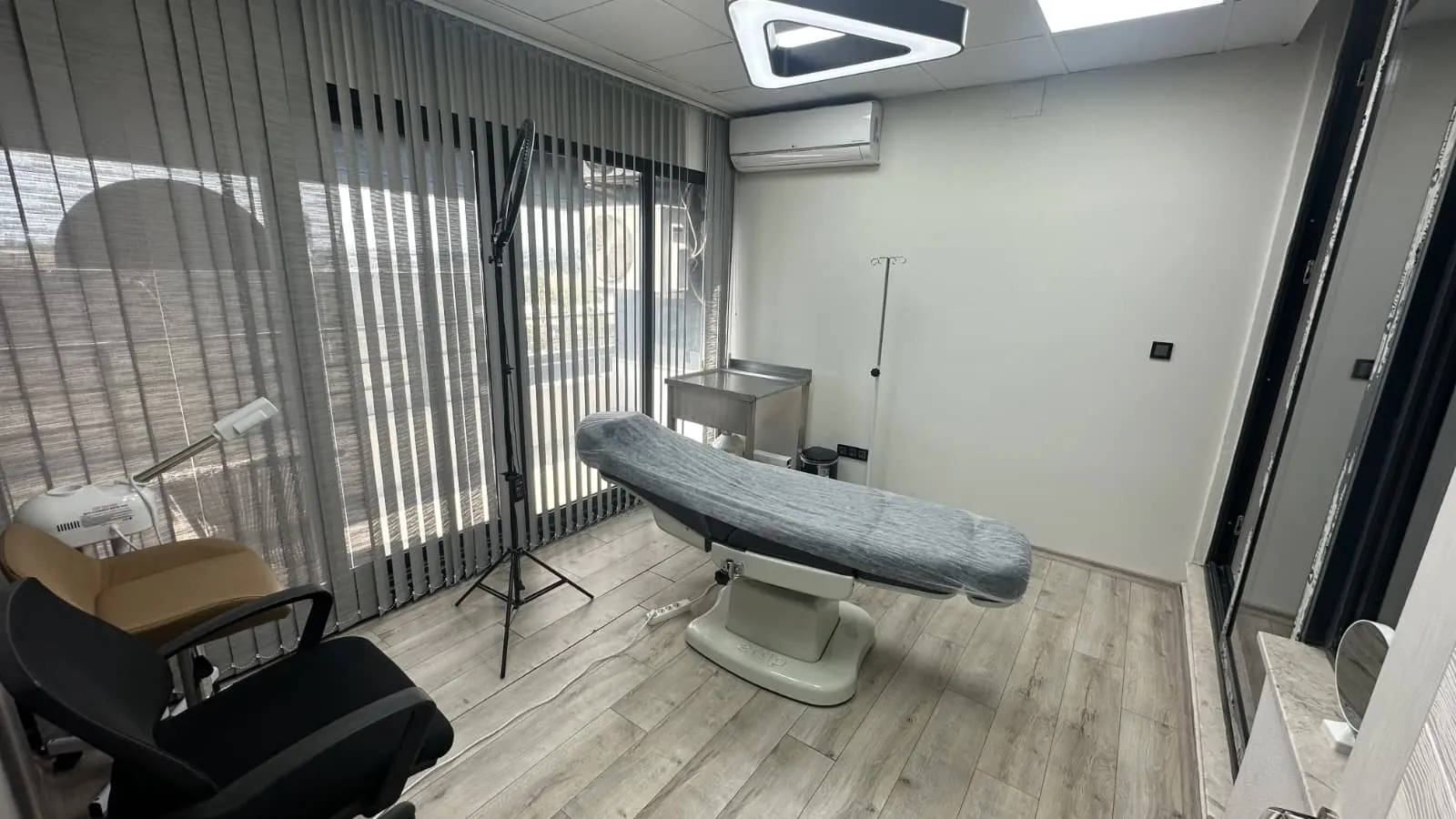 Op. Dr. Gülcan Kaya Aydın