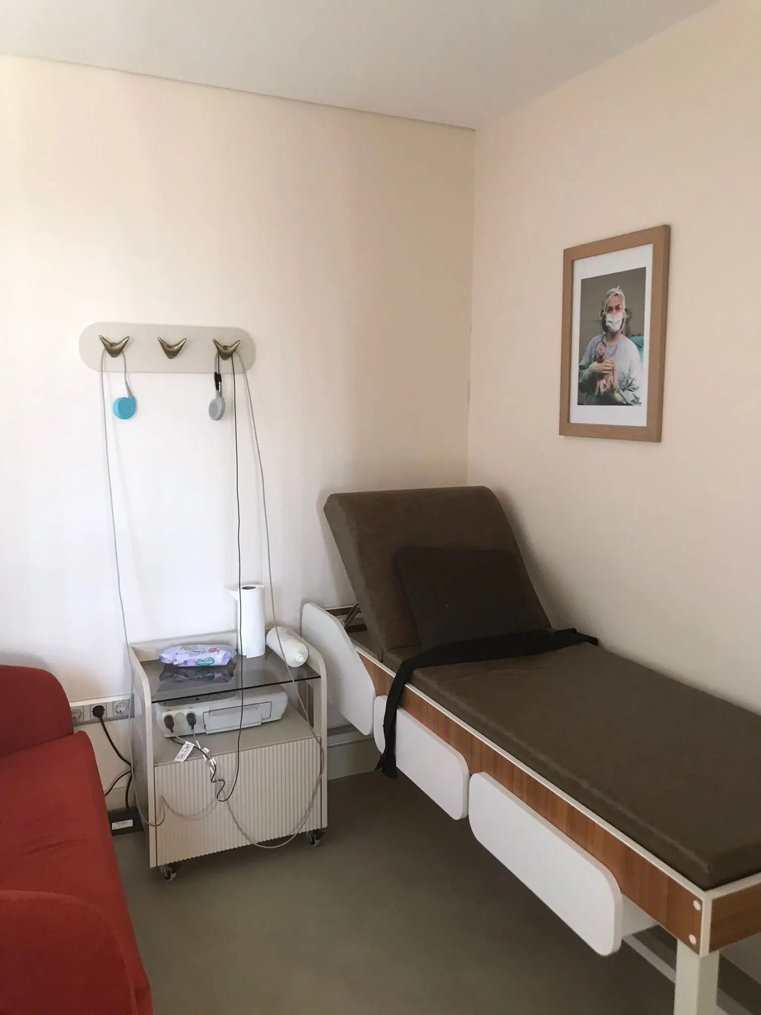 Uzm. Dr. Ağavni Tezenli Nergis Muayenehanesi
