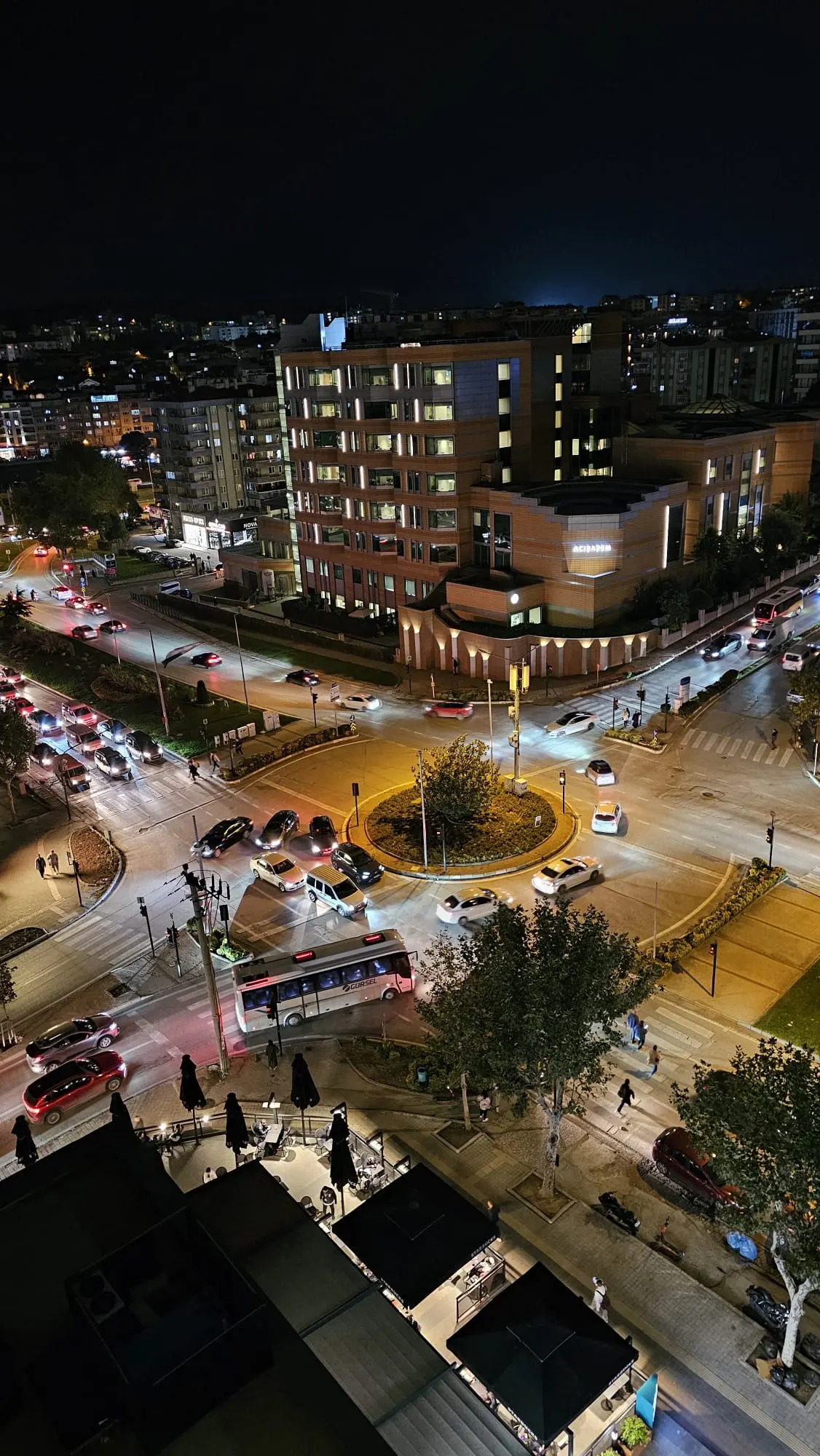 Bursa Diş Hekimi Oğuz Yıldız