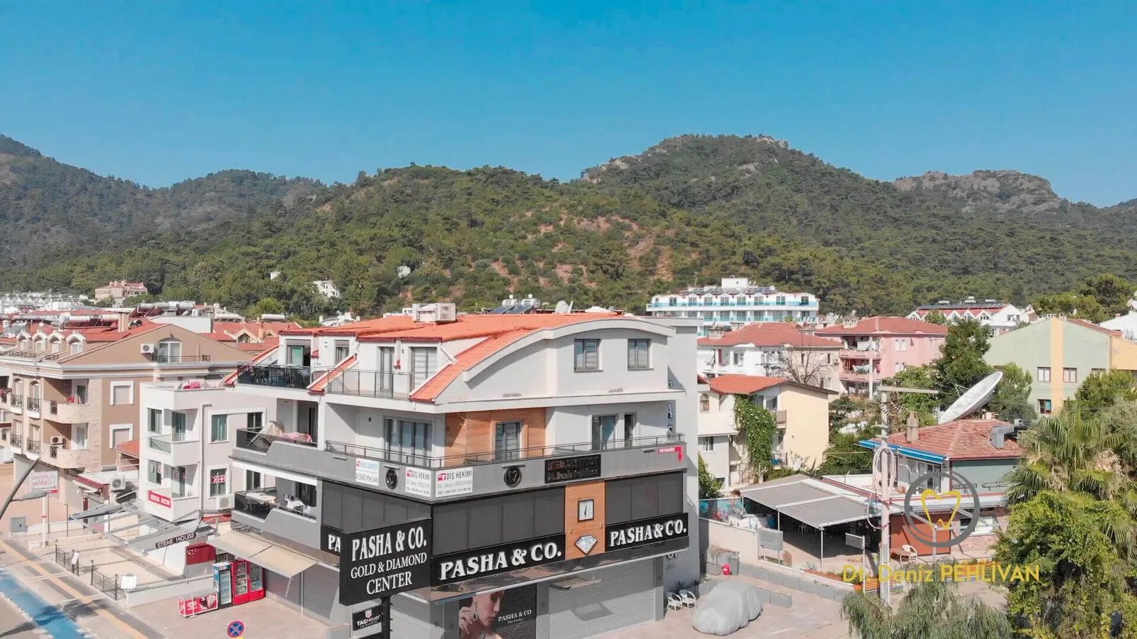 Dt. Deniz Pehlivan Clinic