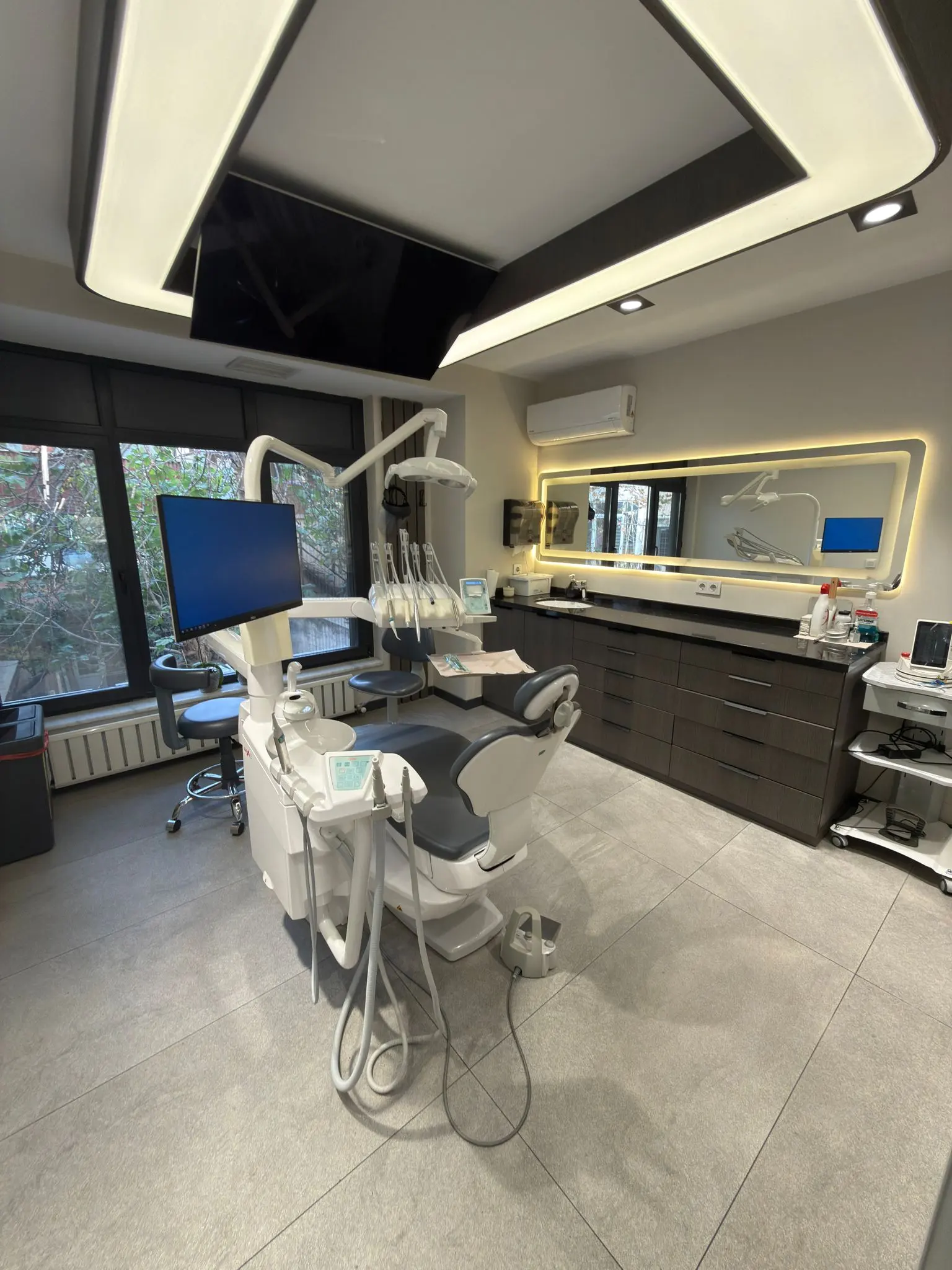 Dent Blue International Dental Clinic