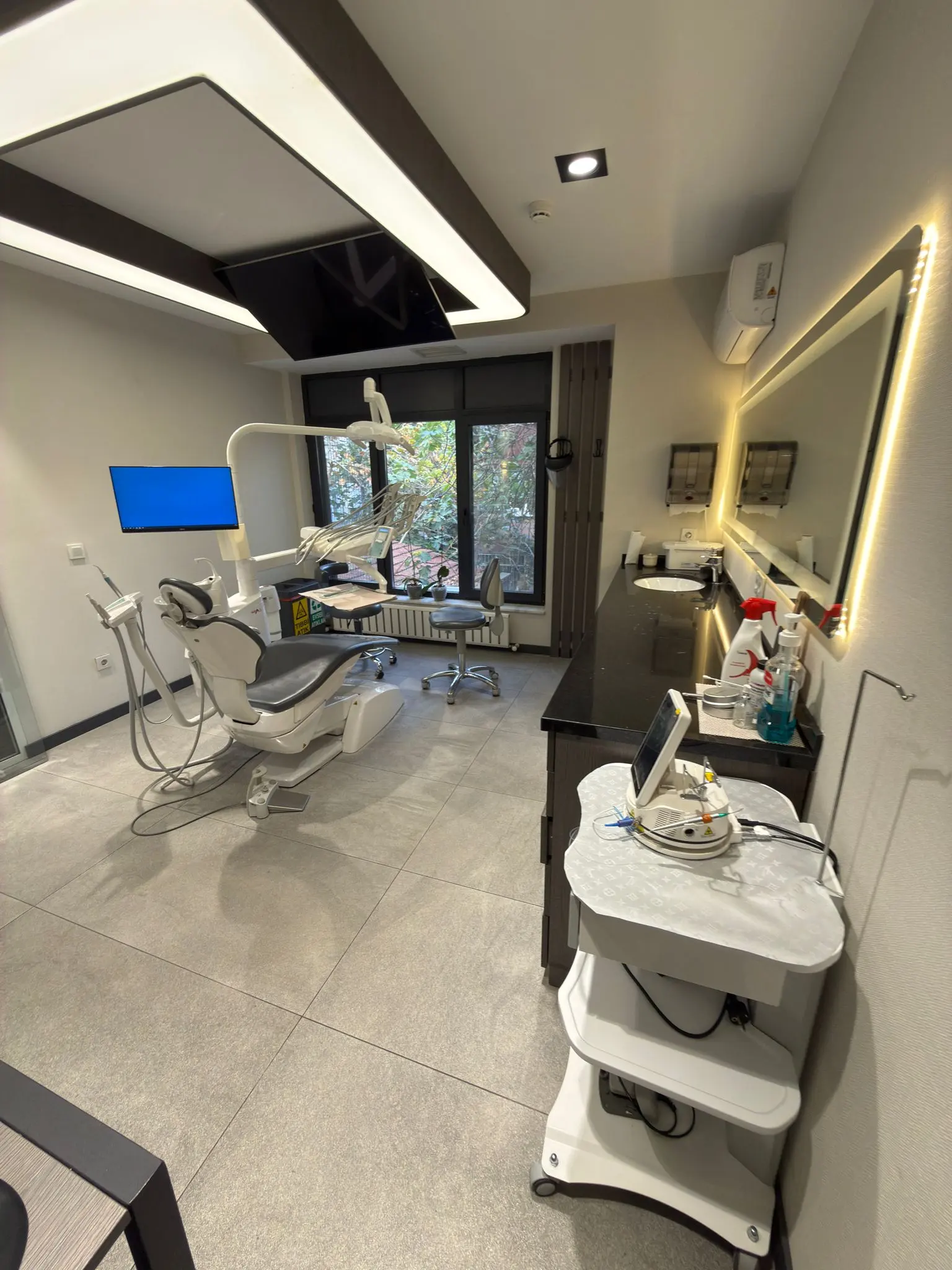 Dent Blue International Dental Clinic