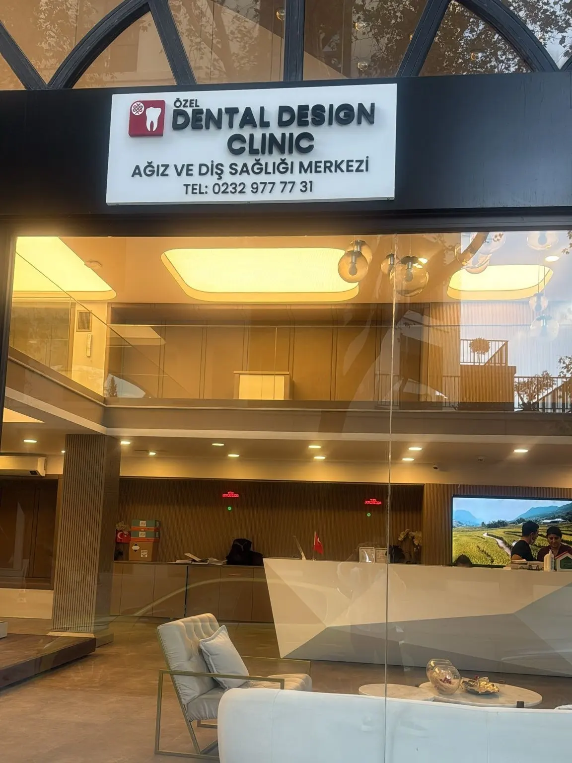 Özel Dental Design Ağız ve Diş Sağlığı Merkezi