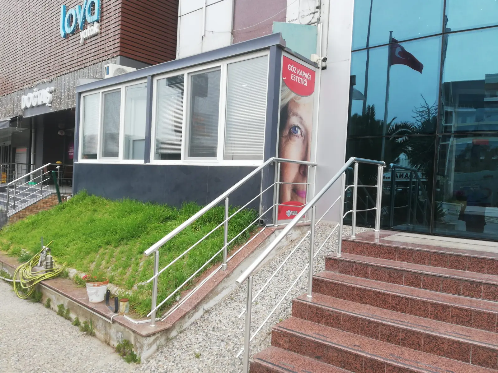 Karsiyaka Eye Hospital