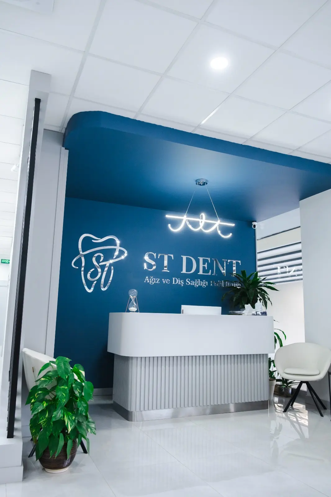 ST Dent Ağız ve Diş Sağlığı Polikliniği