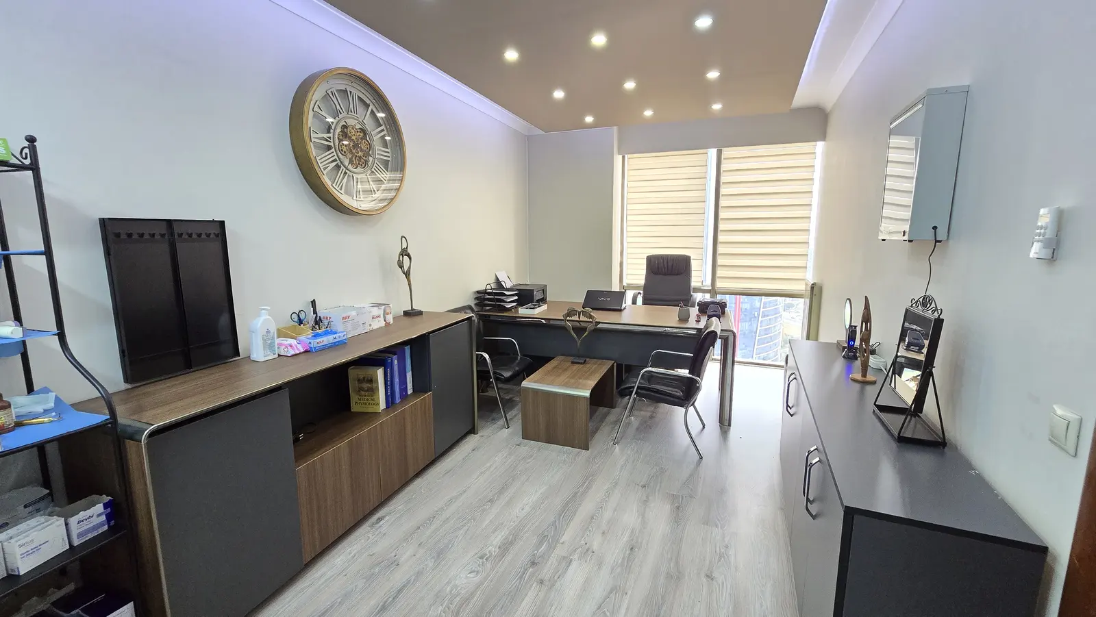 Op.Dr. Hakan Kayıkçı