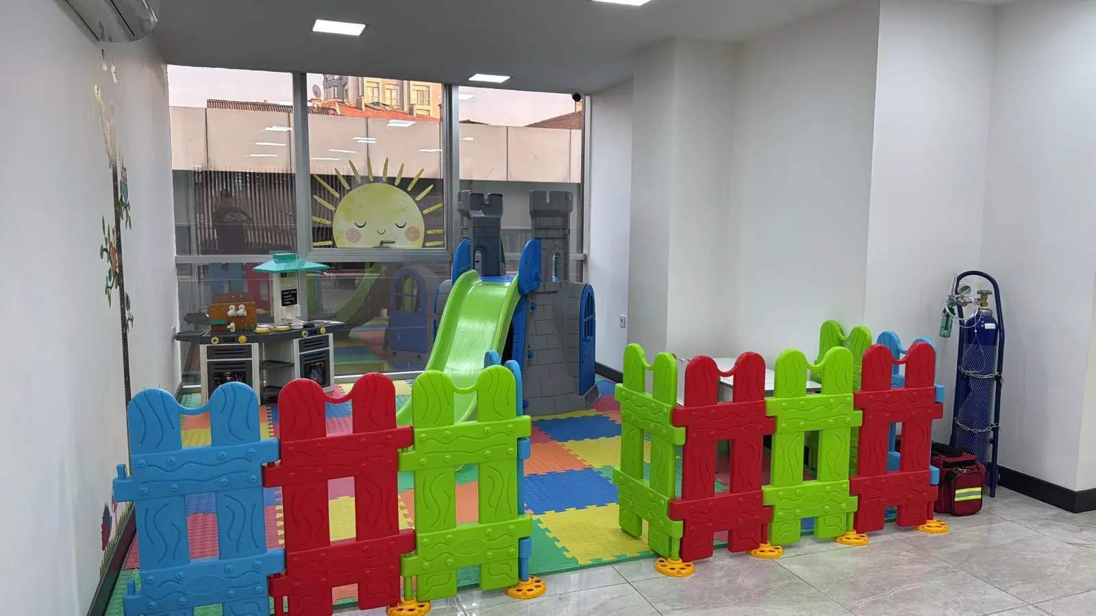 Özel Dentinia Ağız ve Diş Sağlığı Polikliniği