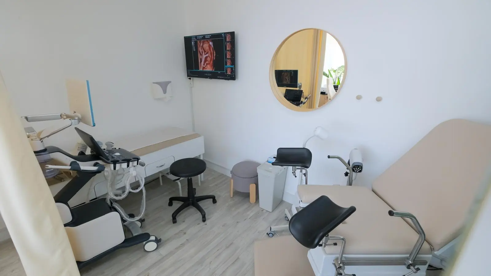 Doç. Dr. Ceren Gölbaşı Muayenehanesi