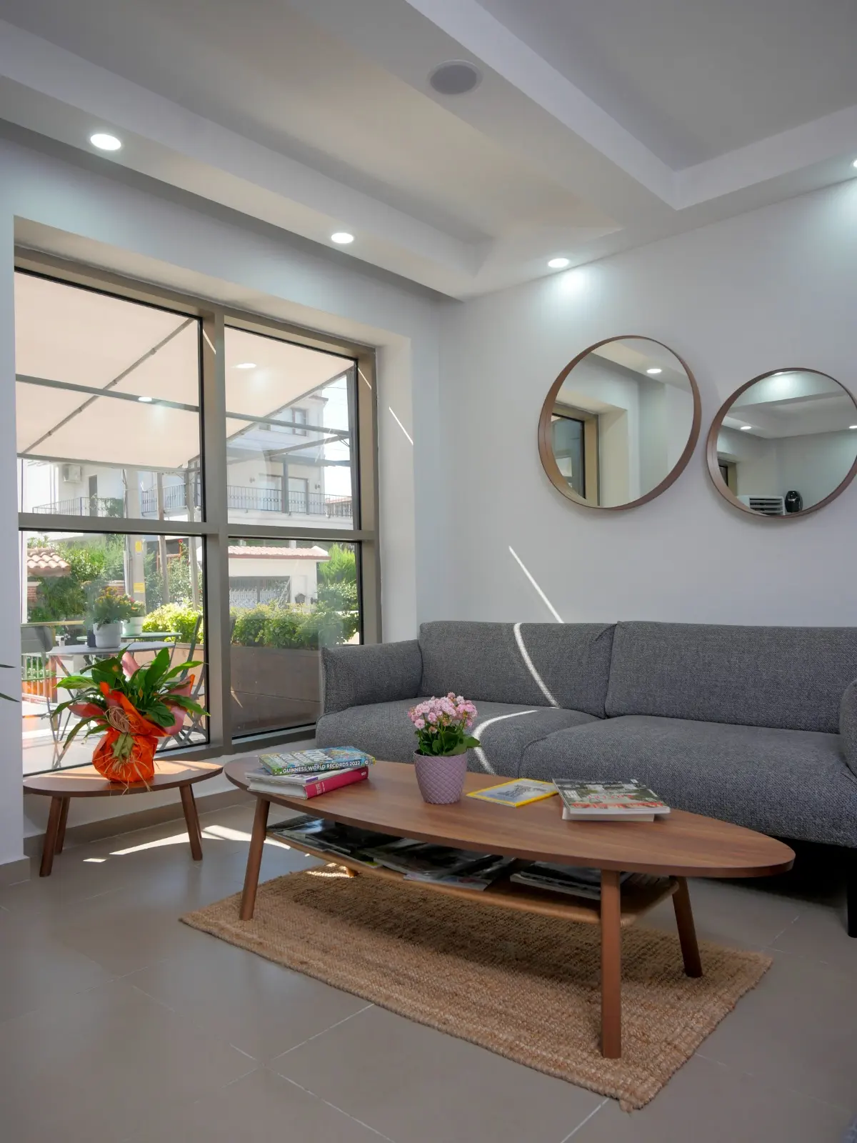 White Teeth Oral and Maxillofacial Clinic