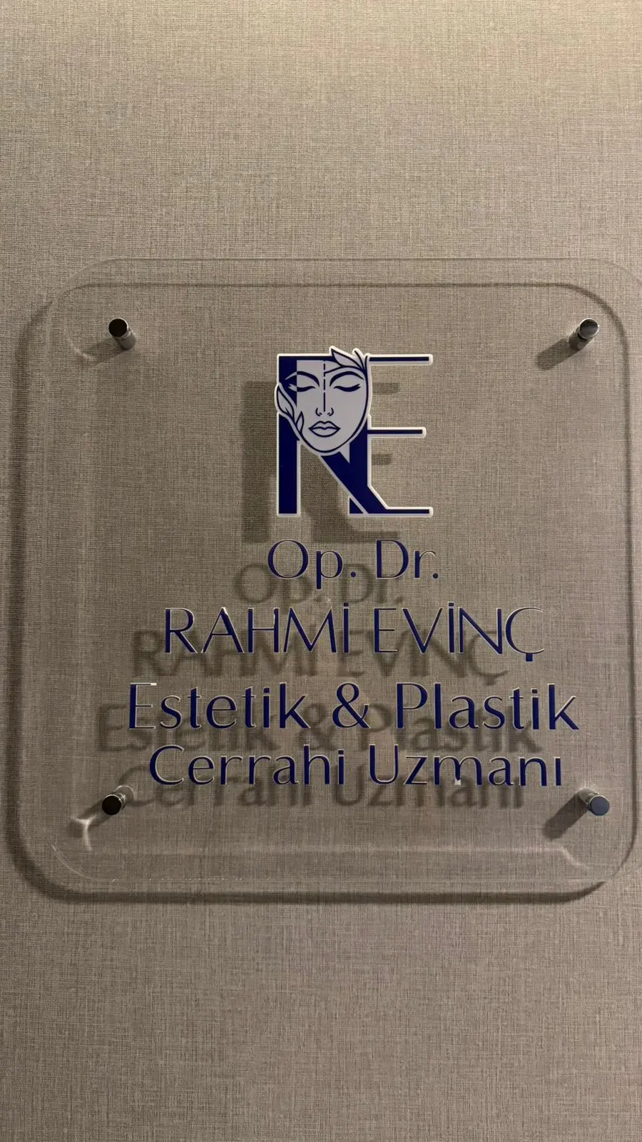 Op. Dr. Rahmi Evinç Muayenehanesi