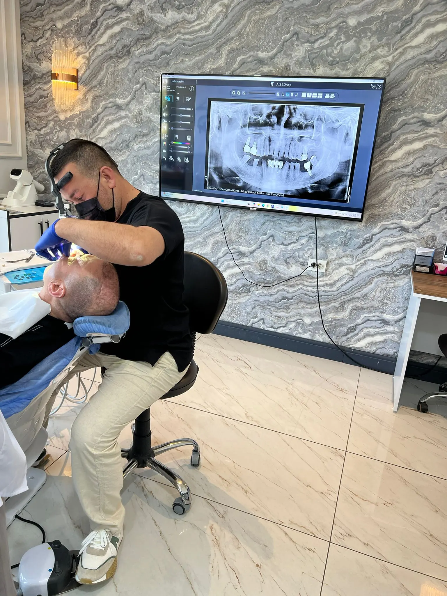 Emre Erdoğan Diş Kliniği