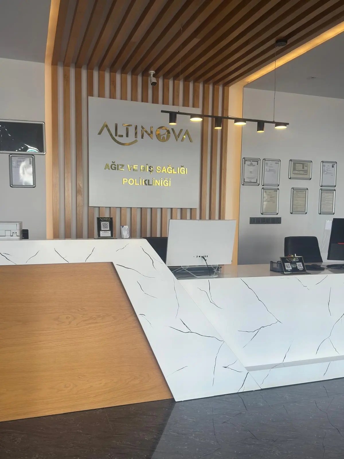 Özel Altınova Ağız ve Diş Sağlığı Polikliniği