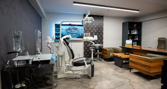 Özel Dente Dental Studio Ağız ve Diş Sağlığı Polikliniği