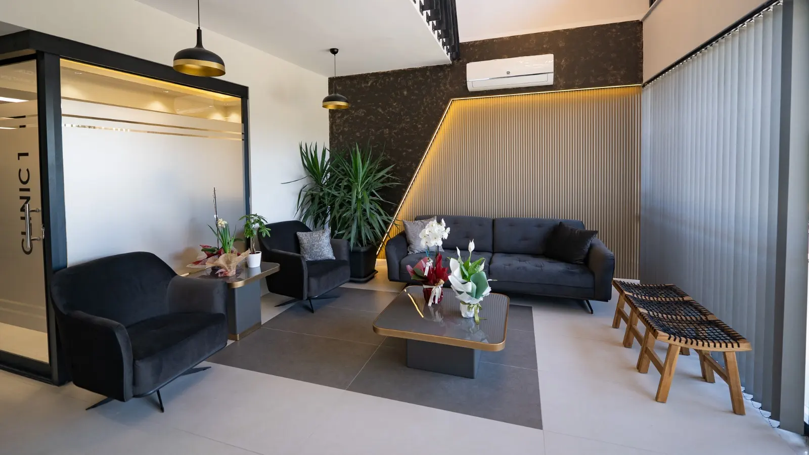 MAIADENT AĞIZ VE DİŞ SAĞLIĞI POLİKLİNİĞİ