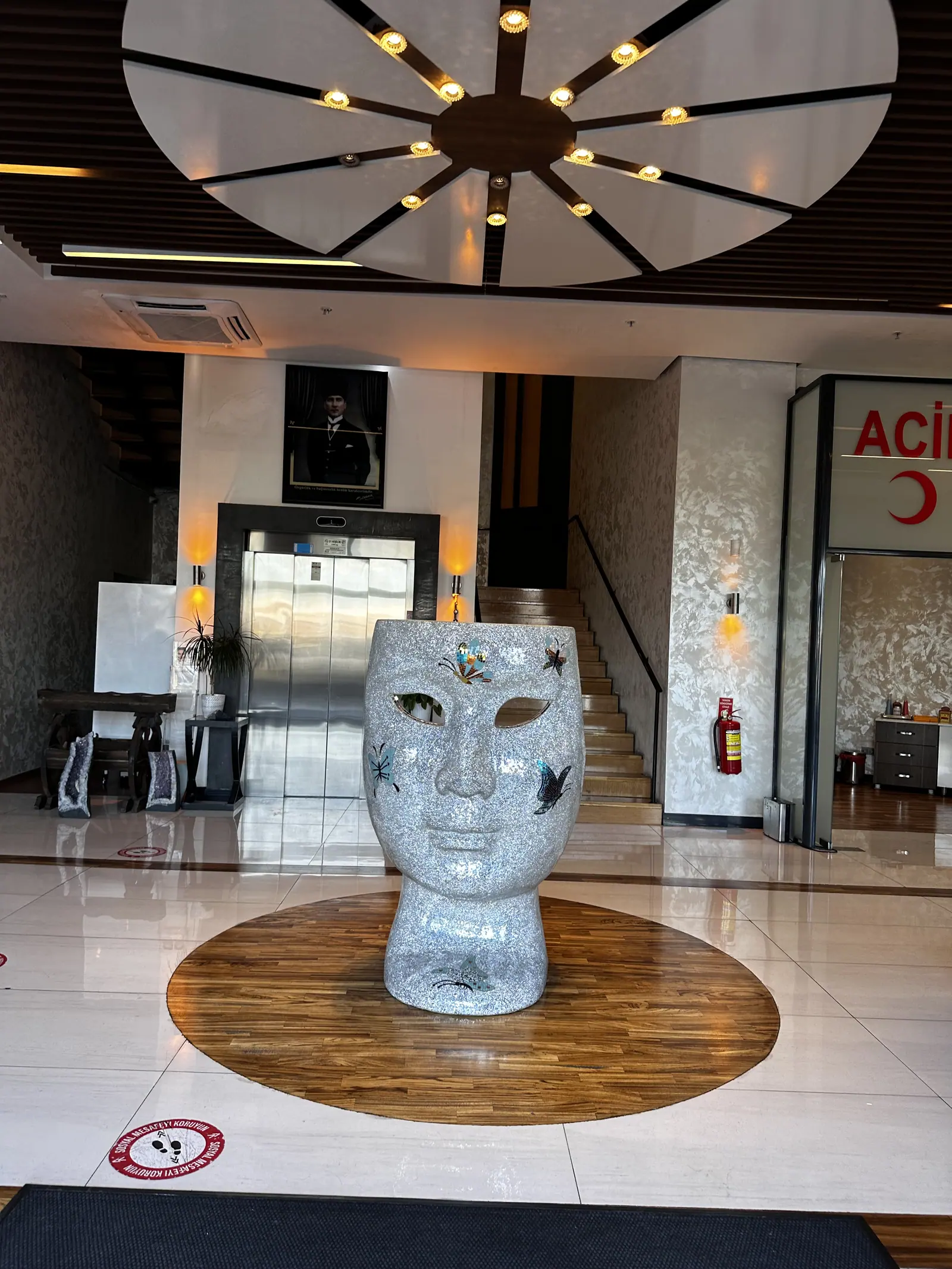 Asli Tarcan Clinic