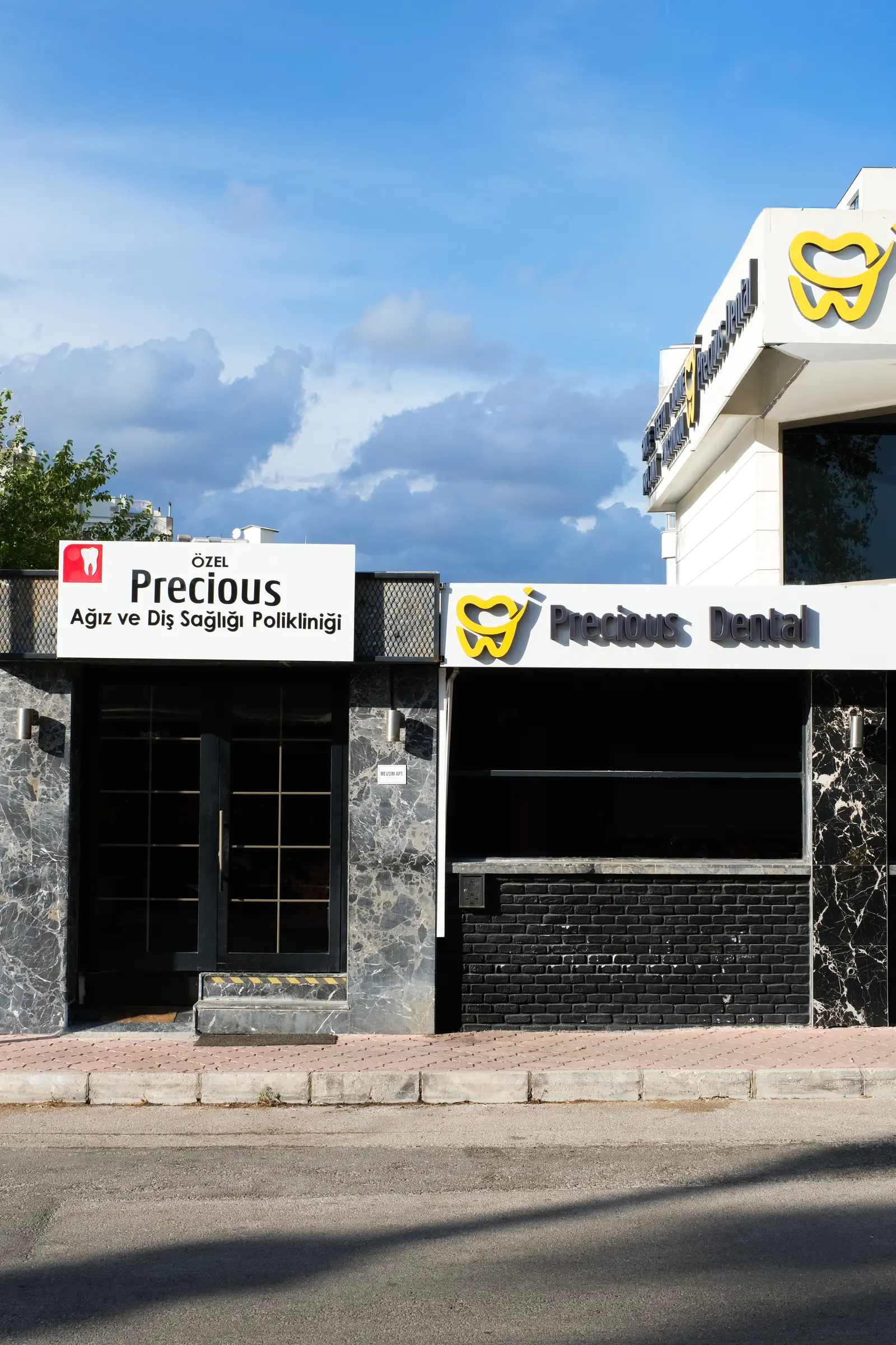 Özel Precıous Ağız Ve Diş Sağlığı Polikliniği