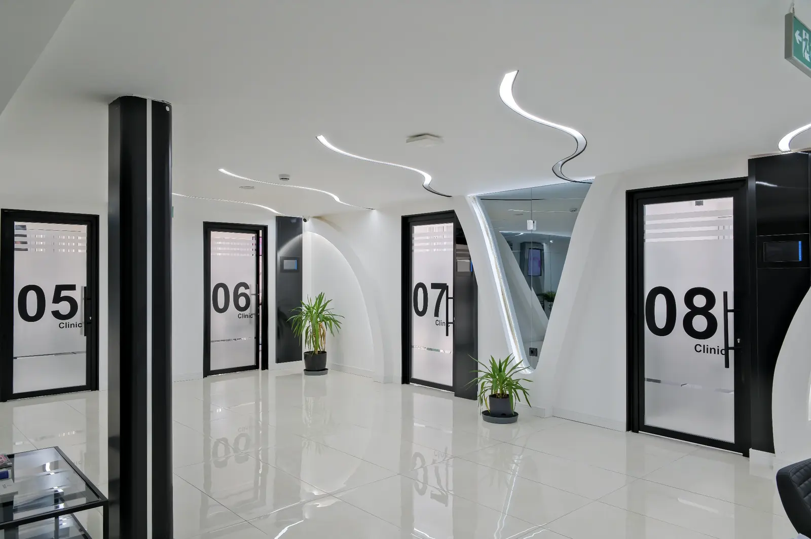VK Smile Studio Dental Clinic