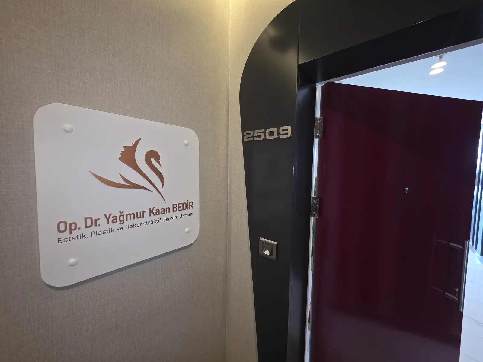 Op. Dr. Yağmur Kaan Bedir
