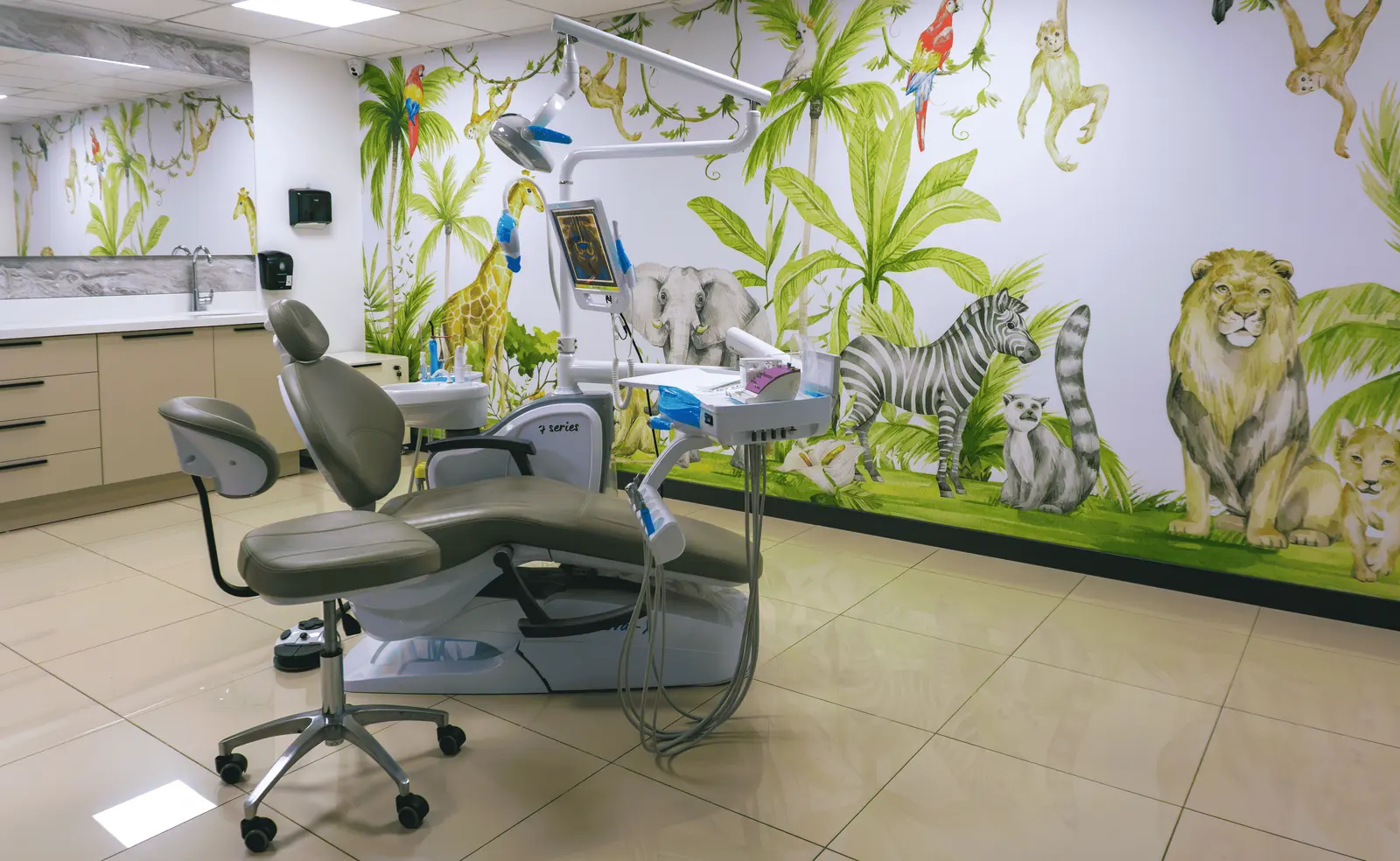 MRV Dental Ağız Ve Diş Sağlığı Polikliniği